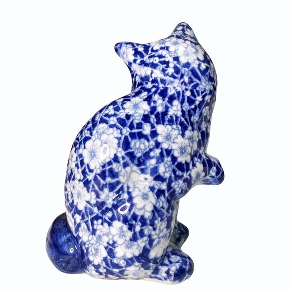 Antique/Vintage Cobalt Blue and White Handmade Cat Ceramic Figurine 6.5” - Picture 2 of 6